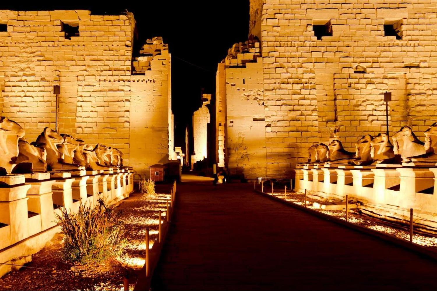 Ton- und Lichtshow in Ägypten